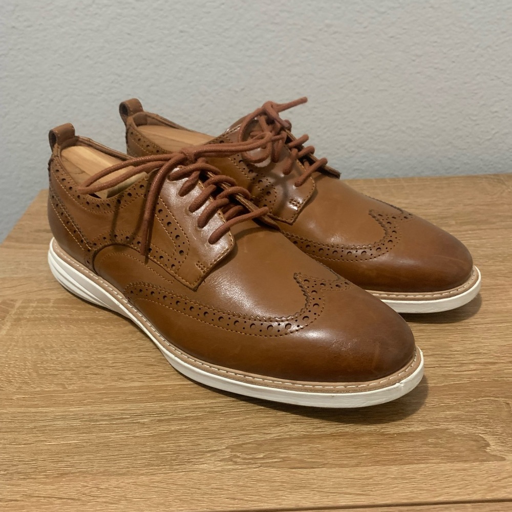 Cole Haan wing tip dress shoes